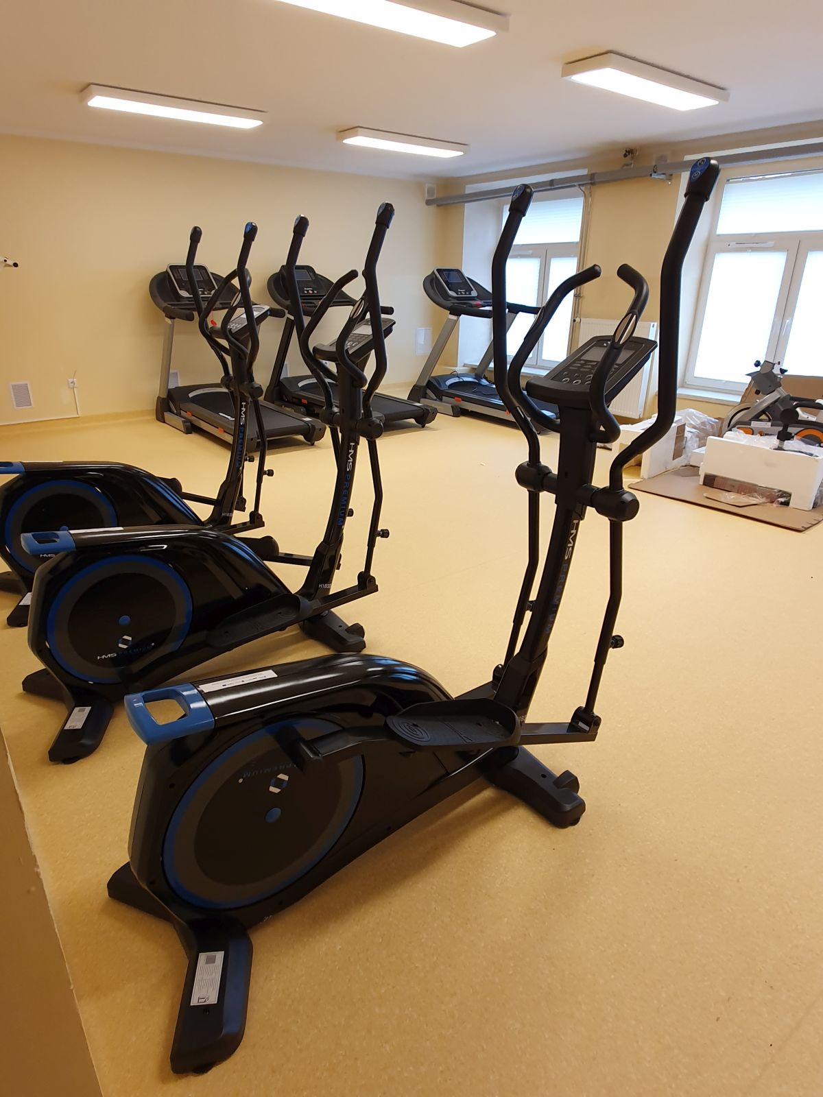 Informacja dotycząca realizacji projektu pt. „Przebudowa infrastruktury sportowej i doposażenie pracowni dydaktycznych w Publicznej Szkole Podstawowej Nr 1 w Busku-Zdroju” współfinansowanego ze środków UE w ramach RPO WŚ