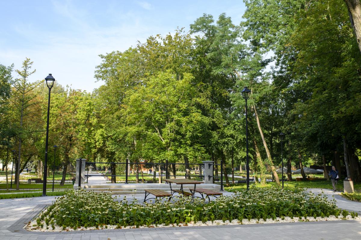 Park Zdrojowy Busko-Zdrój – zachowanie, promocja i udostępnienie