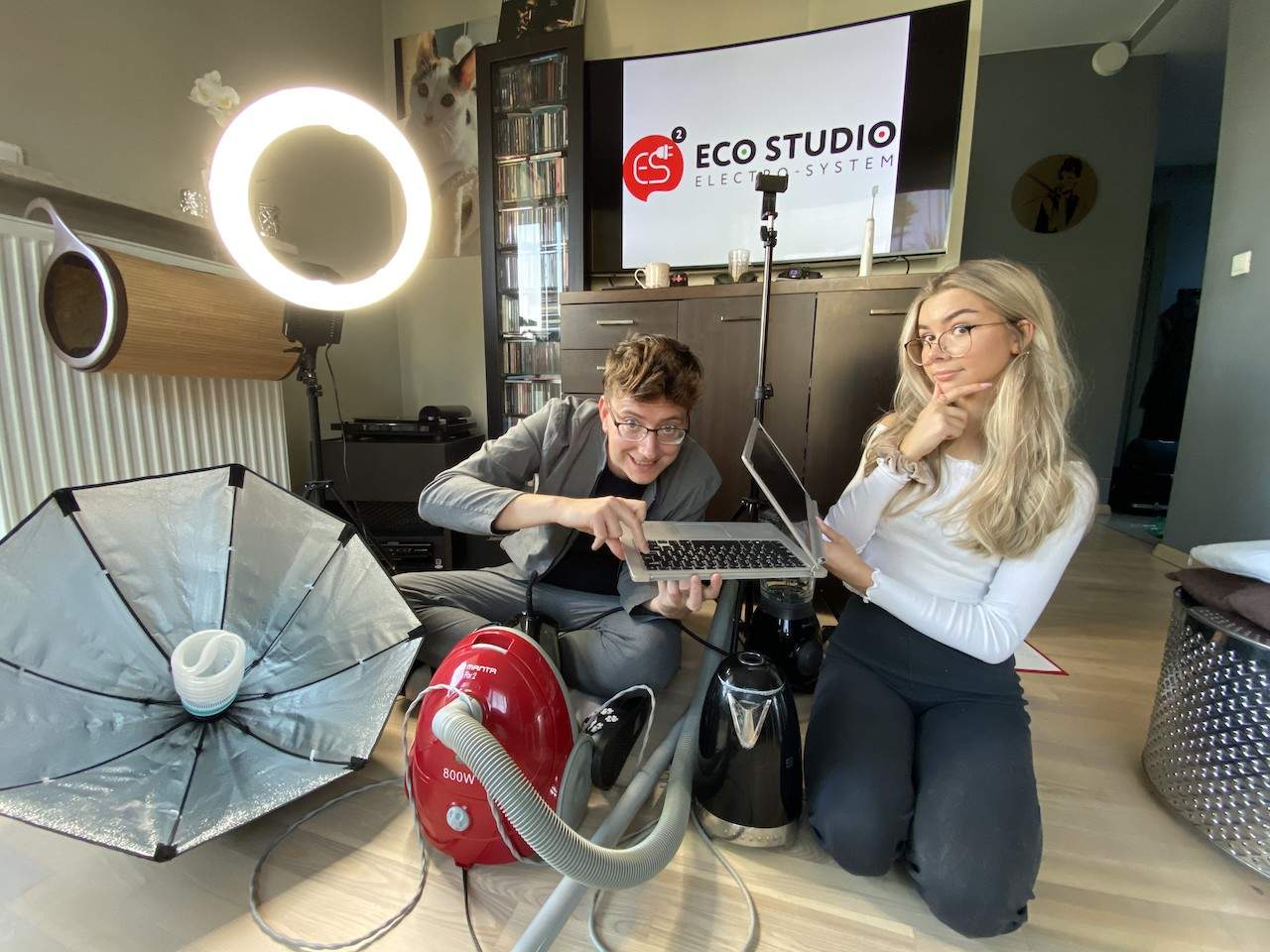 Kuba Adamiak i Kinga Sawczuk na planie 1 sezonu Eco Studio ELECTRO - SYSTEM