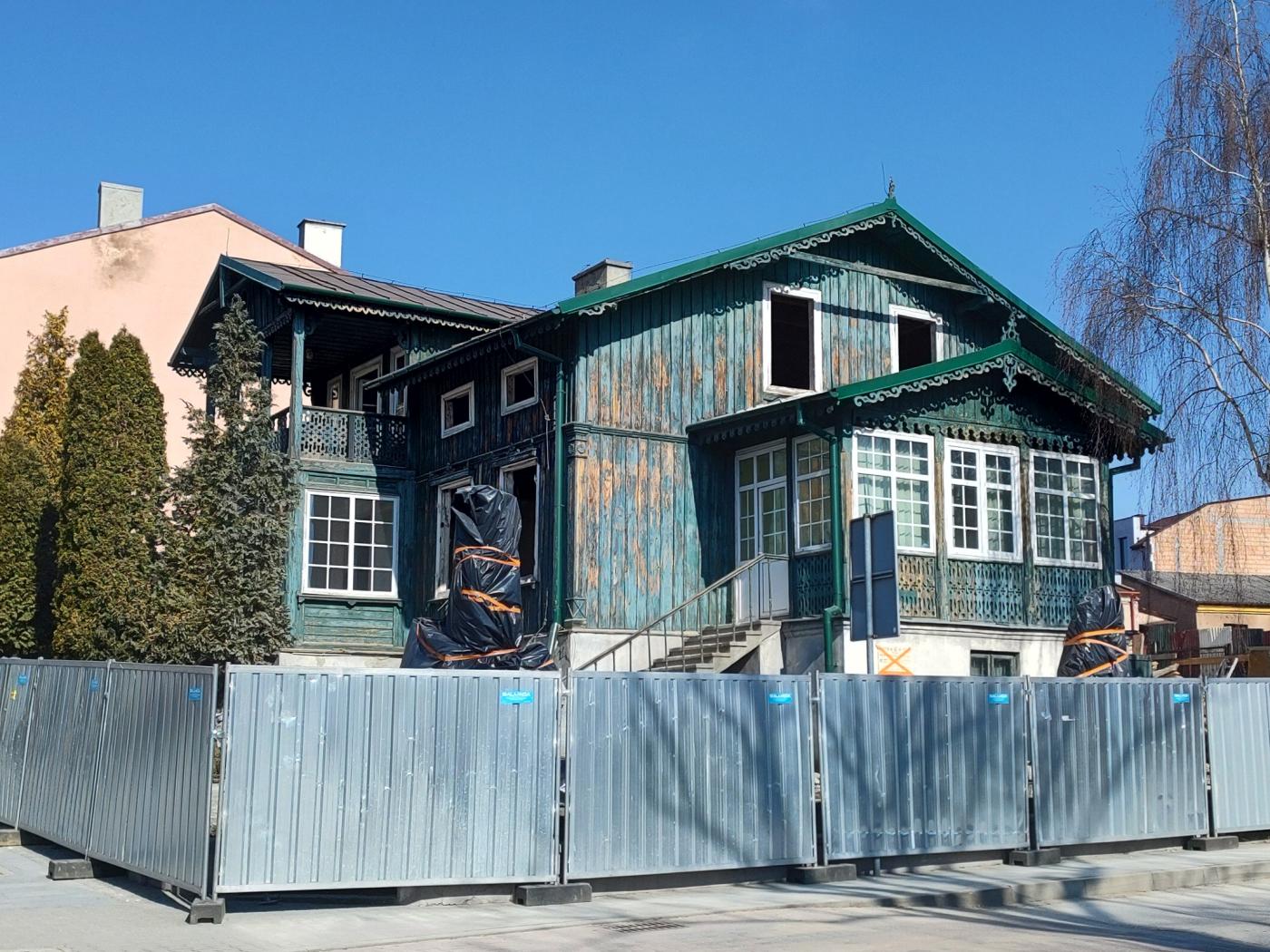 W Busku-Zdroju trwa modernizacja Galerii Sztuki „Zielona”