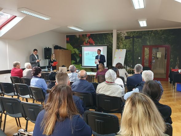 Pierwsze warsztaty związane z opracowywanym dokumentem pn. „Plan Zrównoważonej Mobilności Miejskiej dla Miejskiego Obszaru Funkcjonalnego Busko-Zdrój”