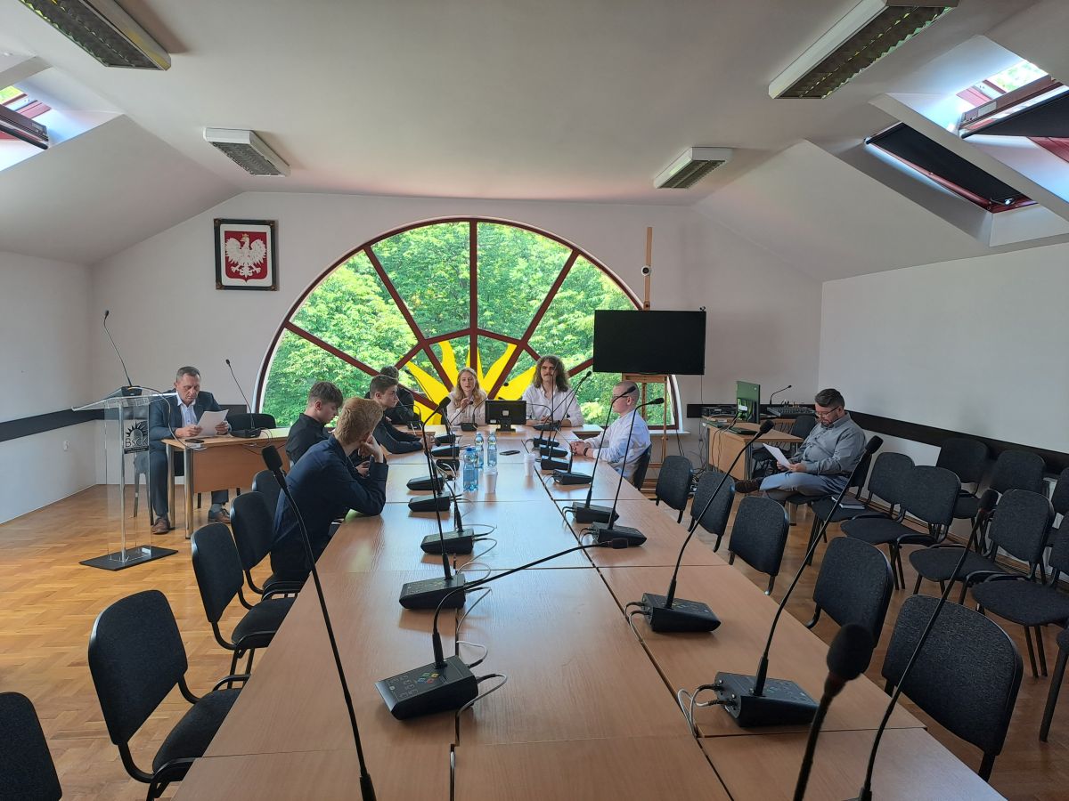 Sesja Nr IV/2023 Młodzieżowej Rady Miasta i Gminy Busko-Zdrój z dnia 19.06.2023r.