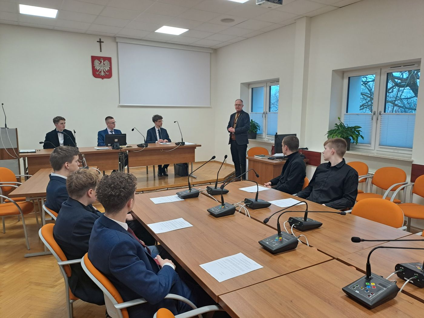 Sesja Nr II Młodzieżowej Rady Miasta i Gminy Busko-Zdrój kadencji 2024-2026 z dnia 24.02.2025r.