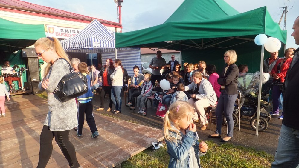 II Piknik Rodzinny z okazji Dnia Dziecka i Dnia Matki w Skotnikach Małych