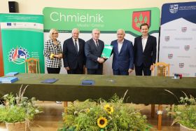 Podpisanie umowy na realizację projektu dotyczącego Przebudowy drogi gminnej położonej na działce 1256/2 w miejscowości Bilczów