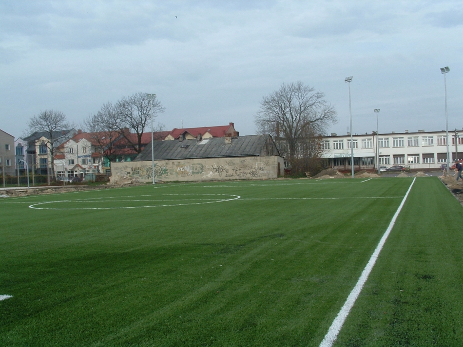 Budowa boisk sportowych wielofunkcyjnych przy ul. Grotta w Busku Zdroju